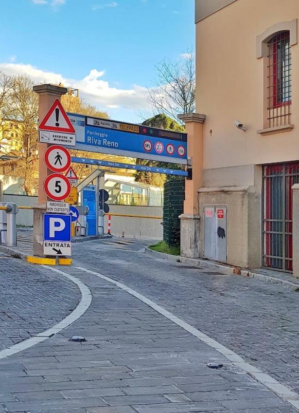 B&B And Home La Piazzetta Della Pioggia Bologna Kültér fotó