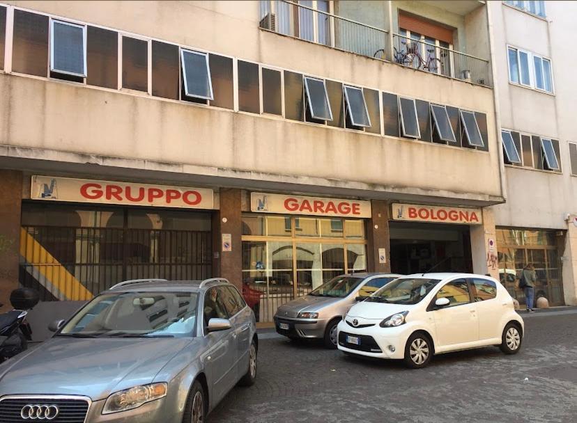 B&B And Home La Piazzetta Della Pioggia Bologna Kültér fotó