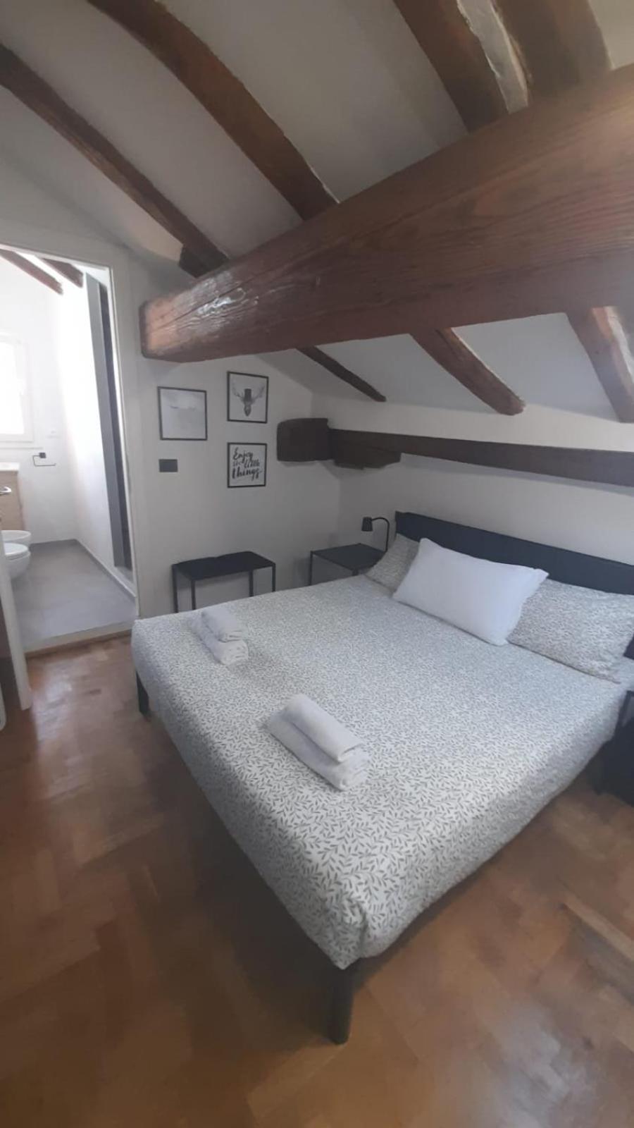 B&B And Home La Piazzetta Della Pioggia Bologna Kültér fotó