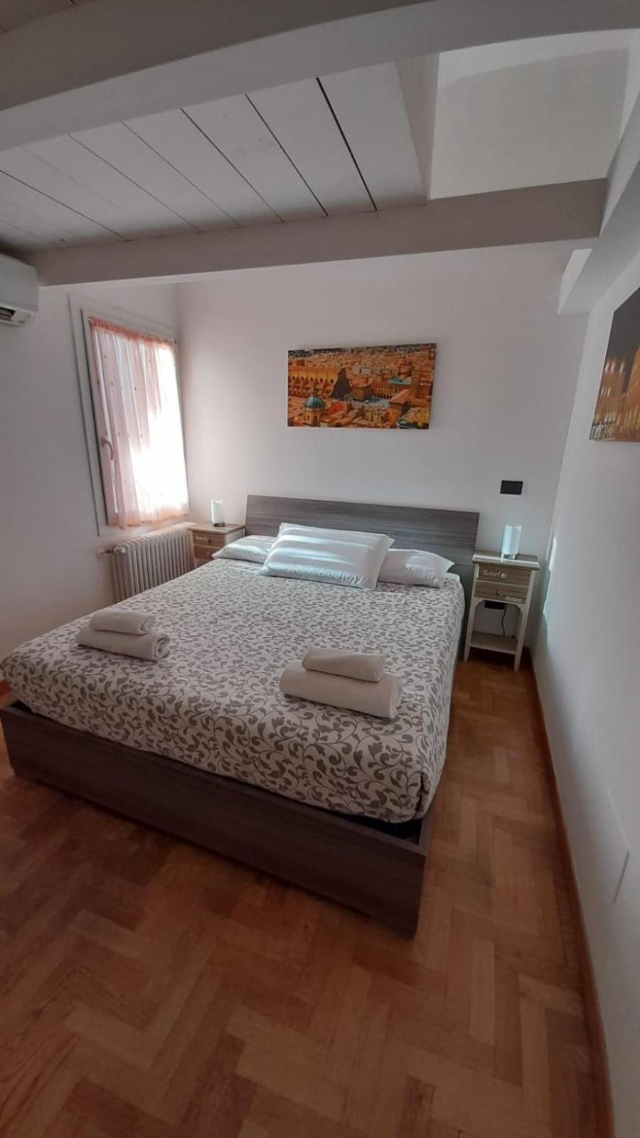 B&B And Home La Piazzetta Della Pioggia Bologna Kültér fotó