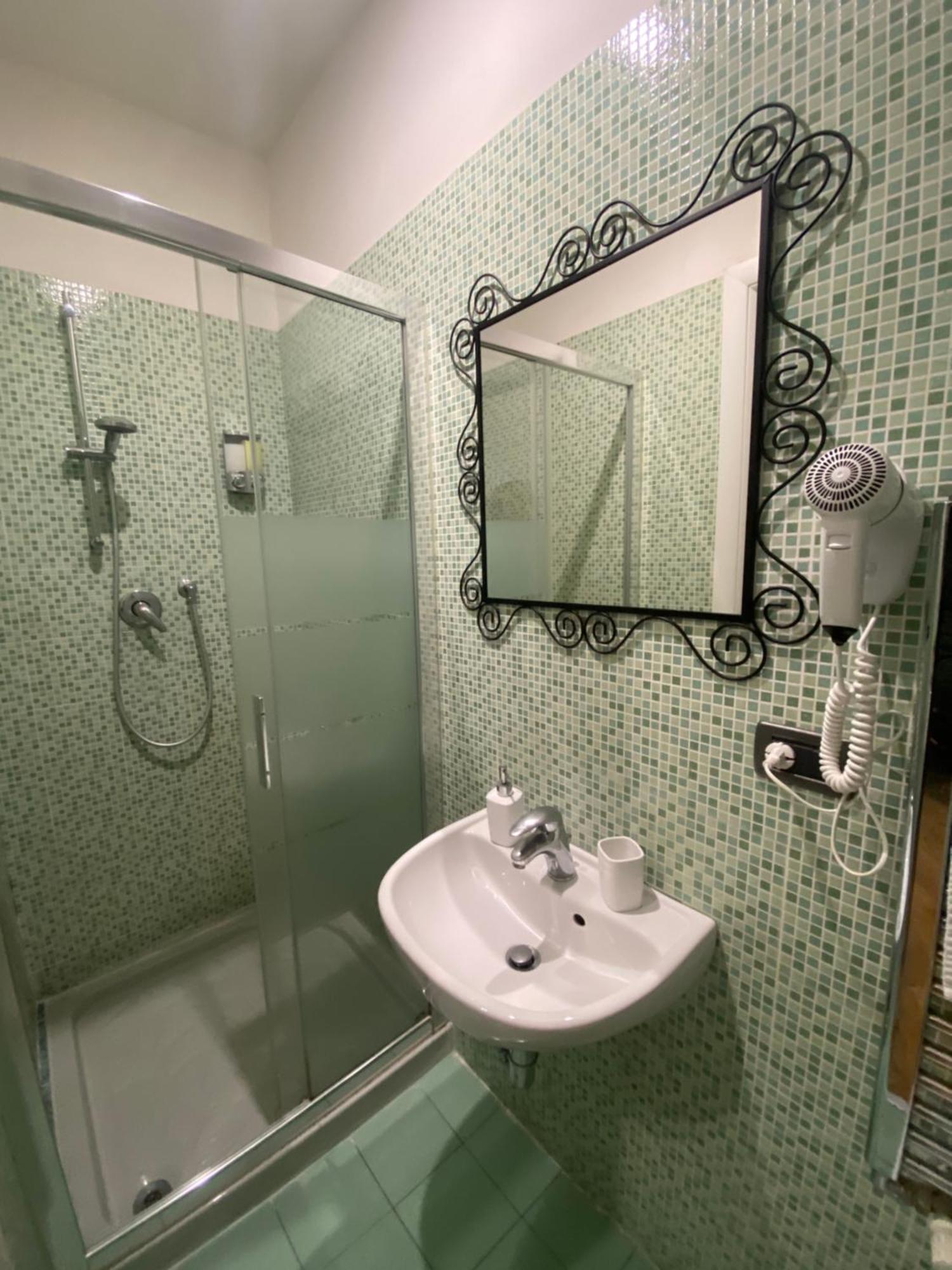 B&B And Home La Piazzetta Della Pioggia Bologna Kültér fotó