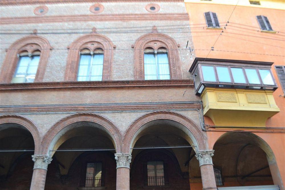 B&B And Home La Piazzetta Della Pioggia Bologna Kültér fotó