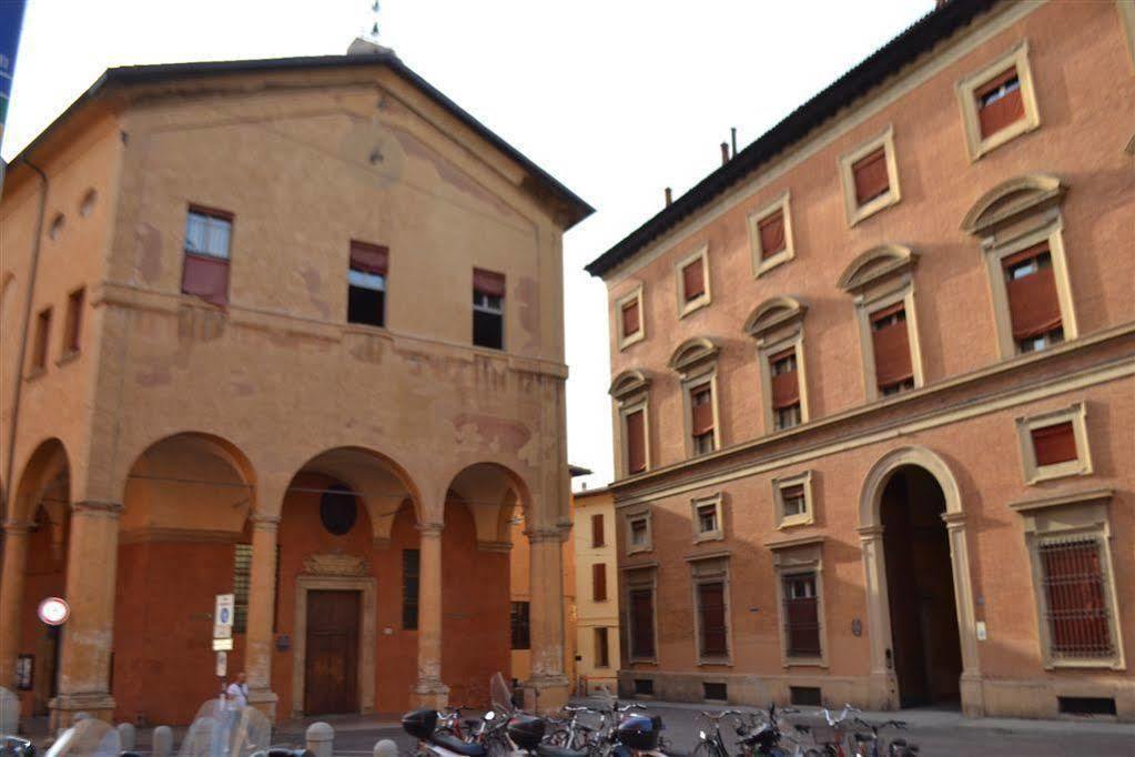 B&B And Home La Piazzetta Della Pioggia Bologna Kültér fotó